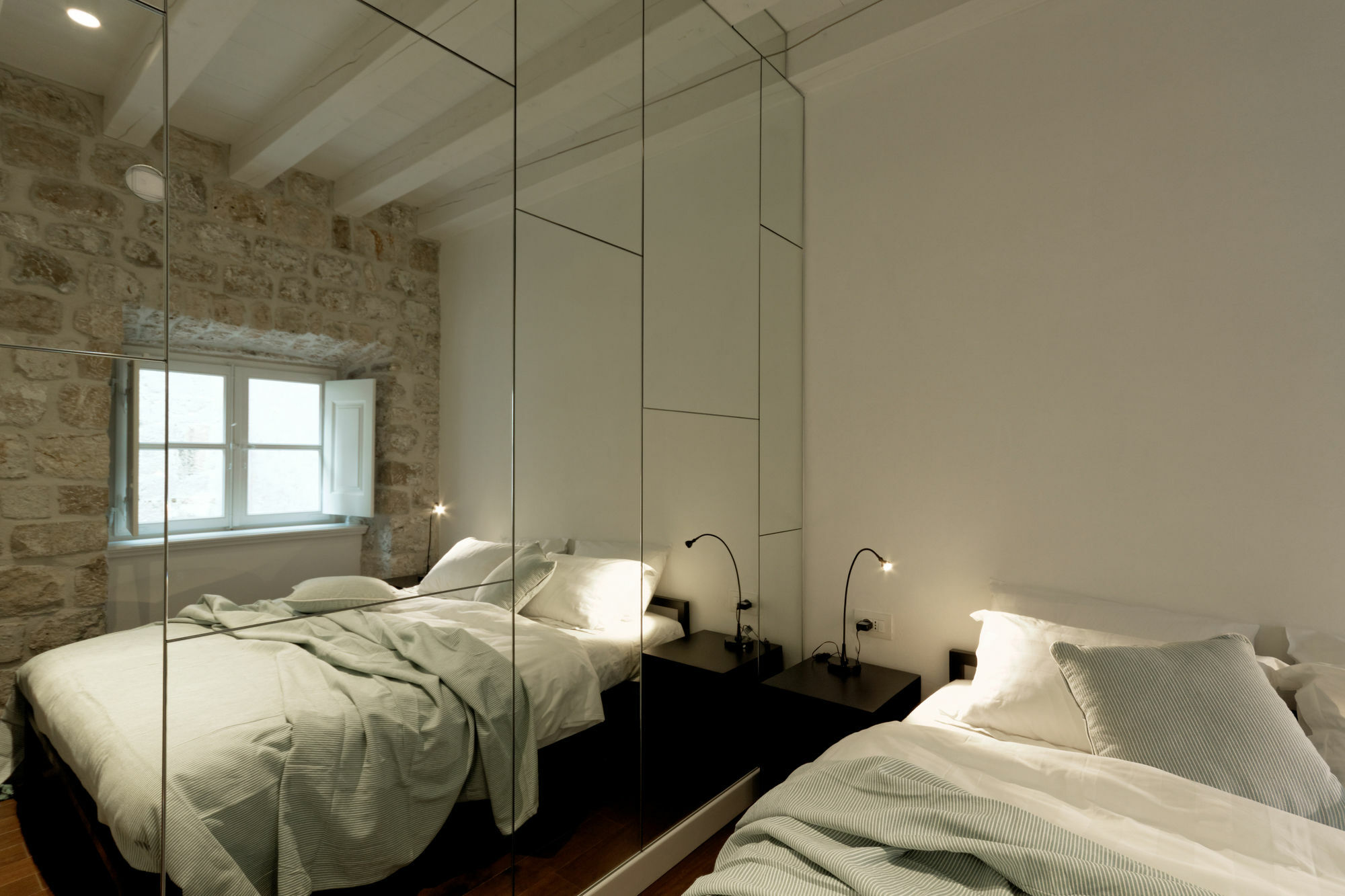 Eleganca- One Bedroom Oridino Apartment