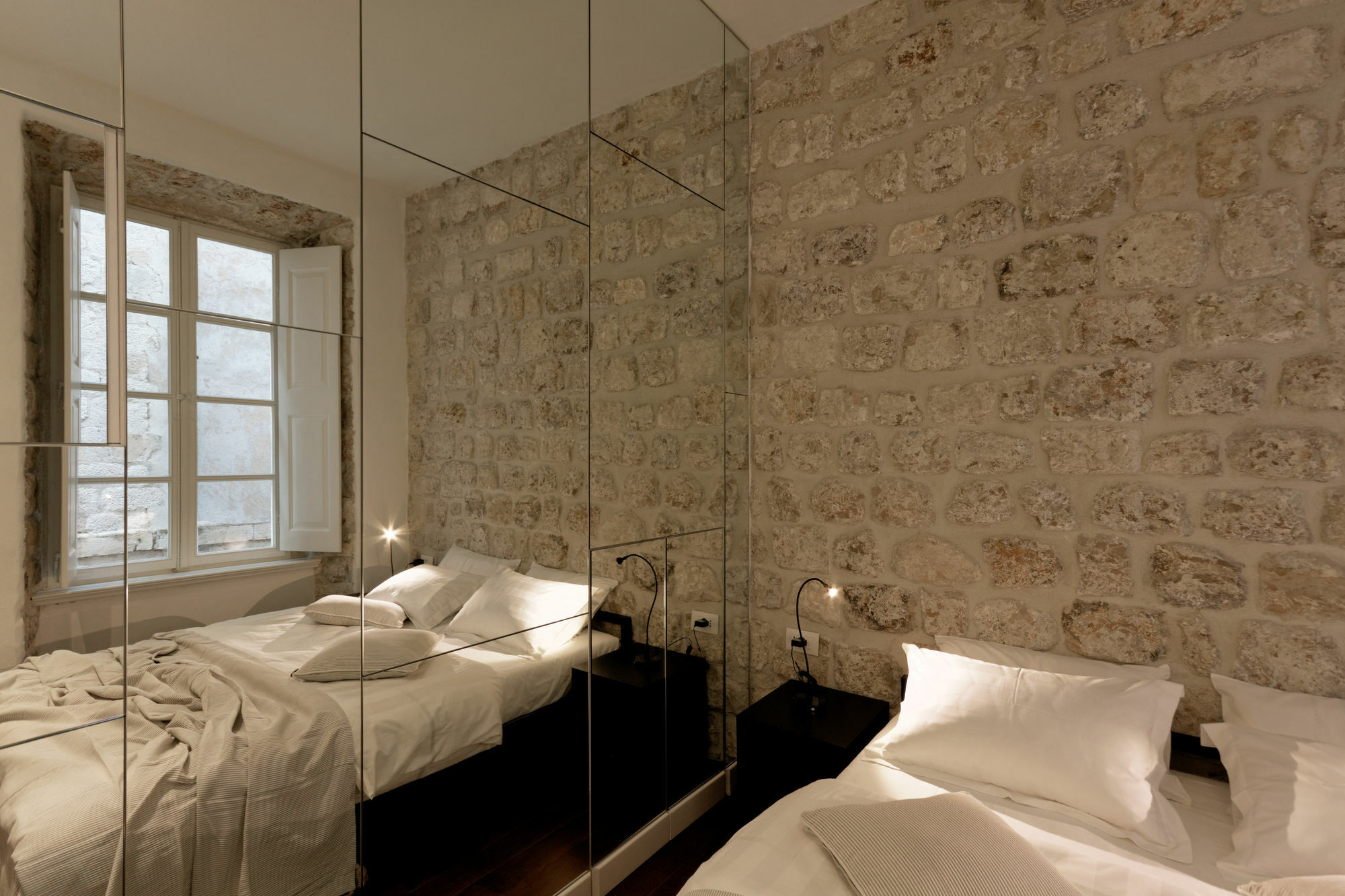Eleganca- One Bedroom Oridino